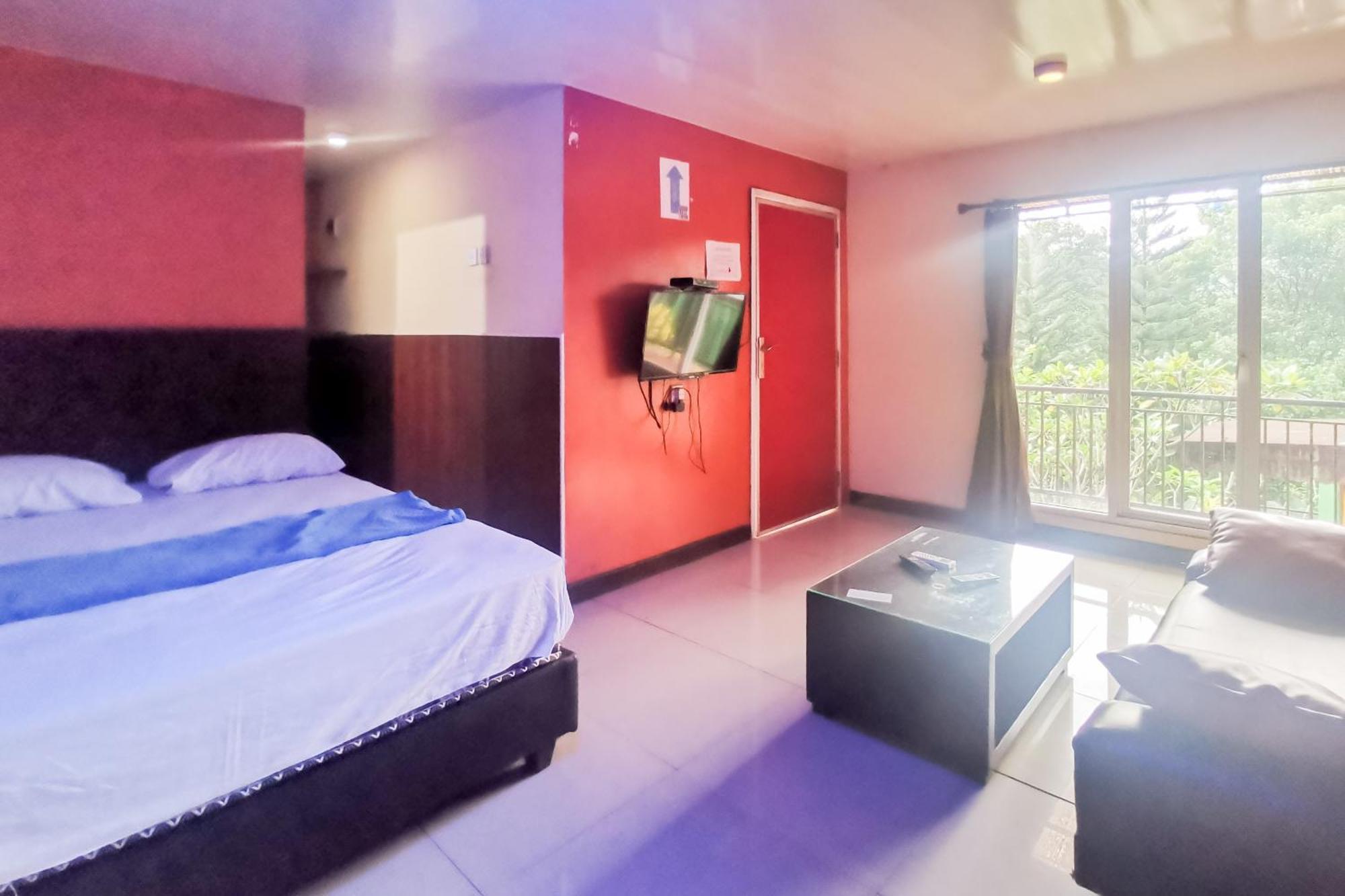 Hotel Container Inn Mitra Reddoorz Gadok Kültér fotó