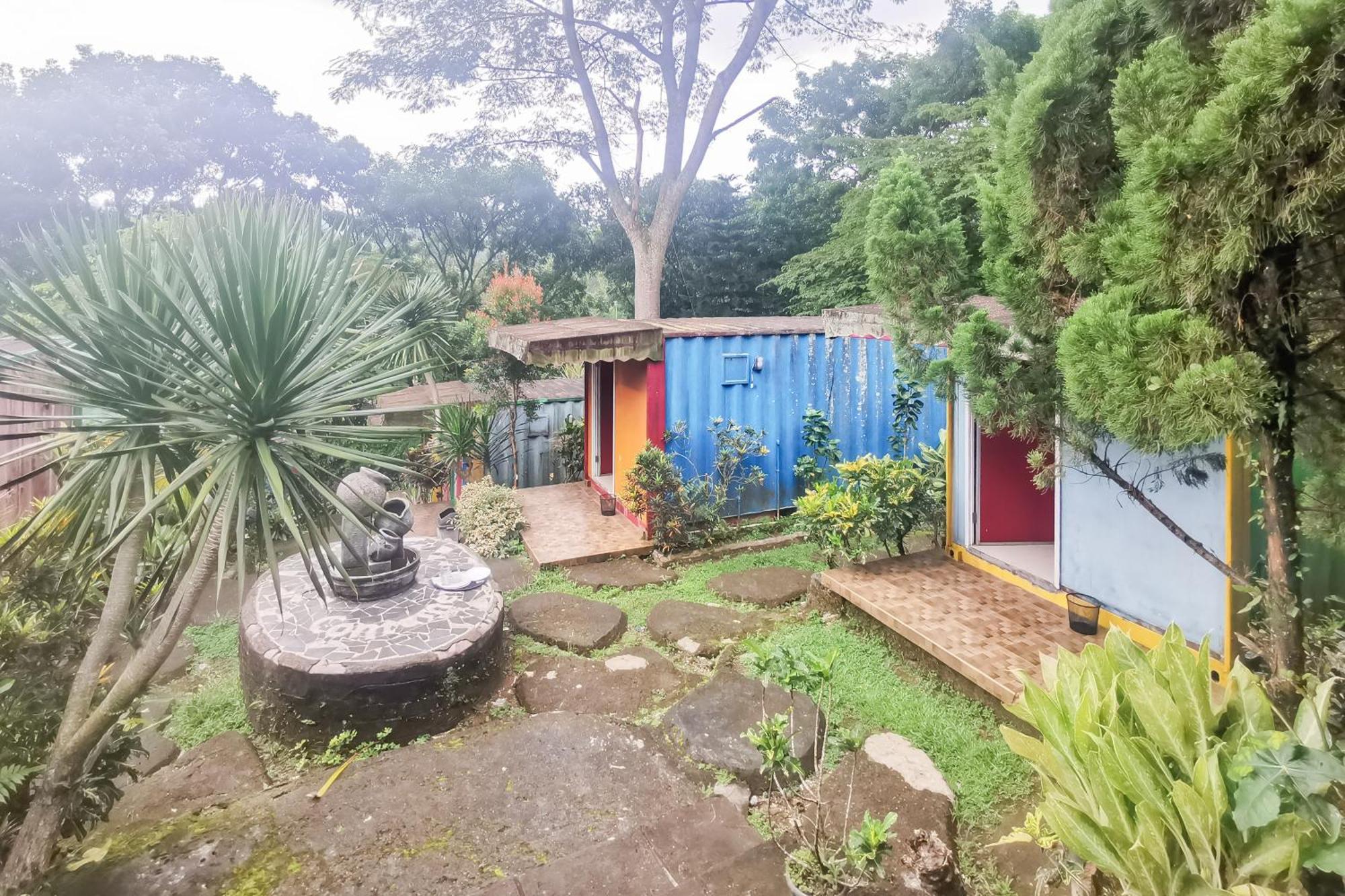 Hotel Container Inn Mitra Reddoorz Gadok Kültér fotó